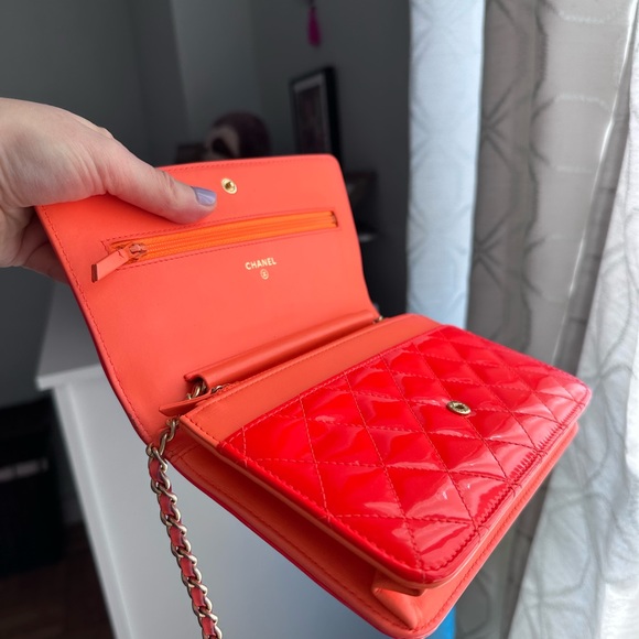 Chanel candy orange patent wallet on chain with brushed gold hardware - Picture 8 of 16